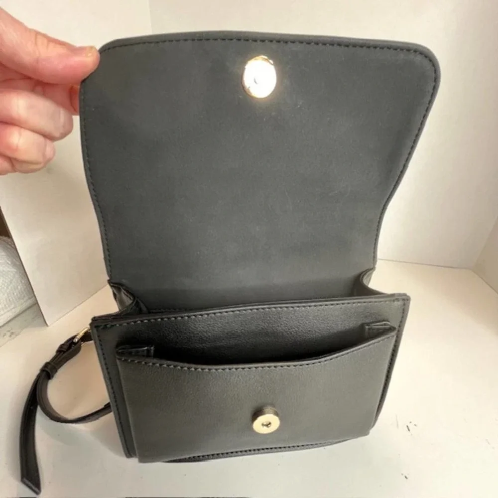 New Nine West Black Convertible Chain Crossbody Flap